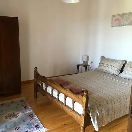 Sias Apartment Viros